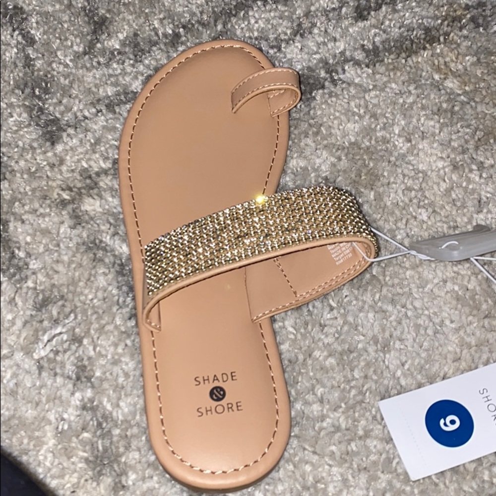 Sandals - Picture 2 of 3